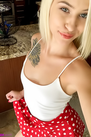 Amazing teen girl Kiara Cole likes her new sex toy